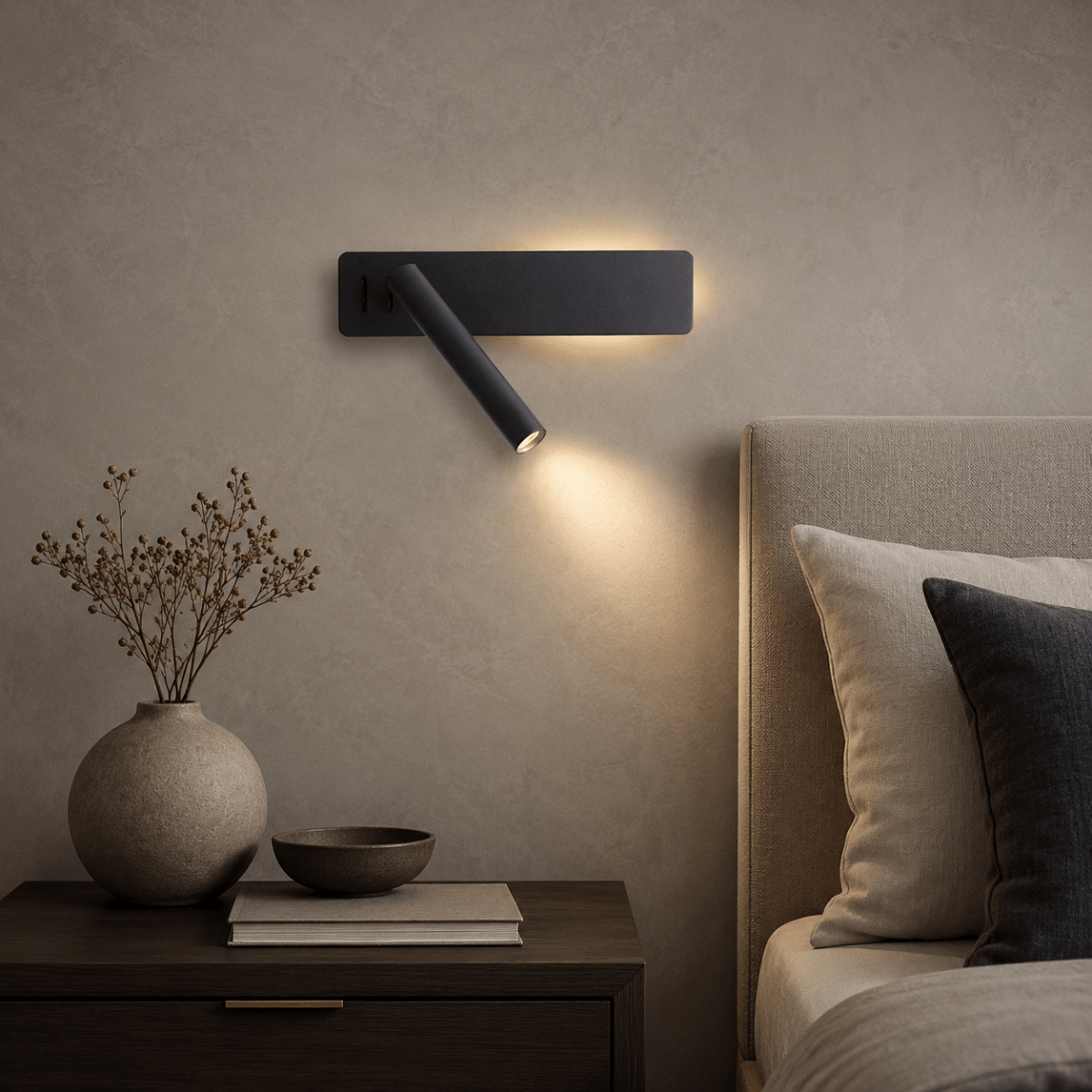 Rotatable LED Reading Lamp for Flexible Bed Lighting