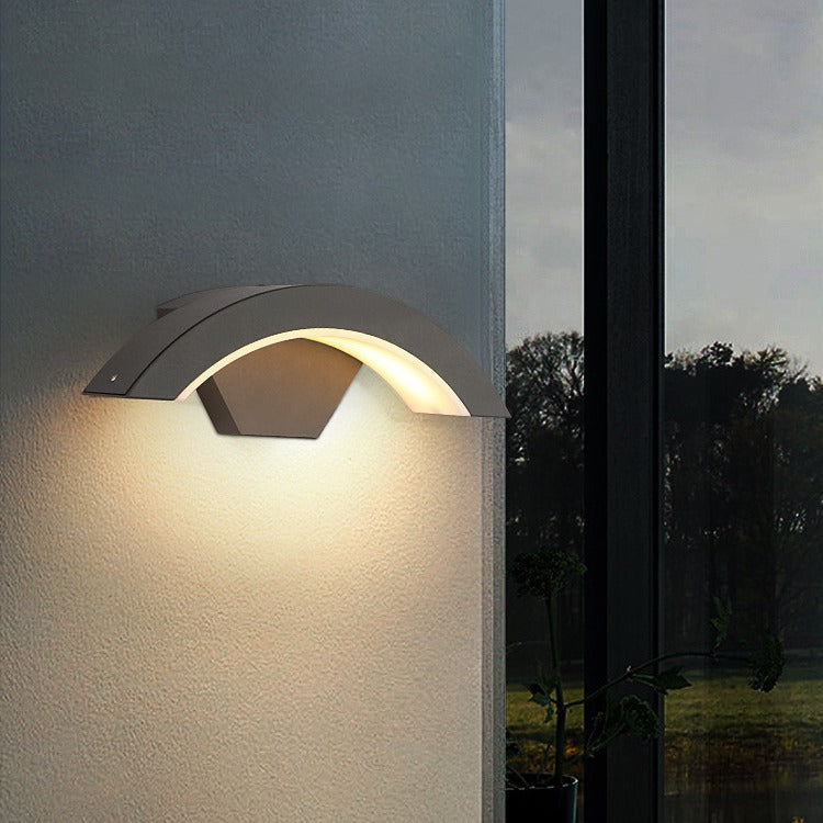 Curved Outdoor Wall Light