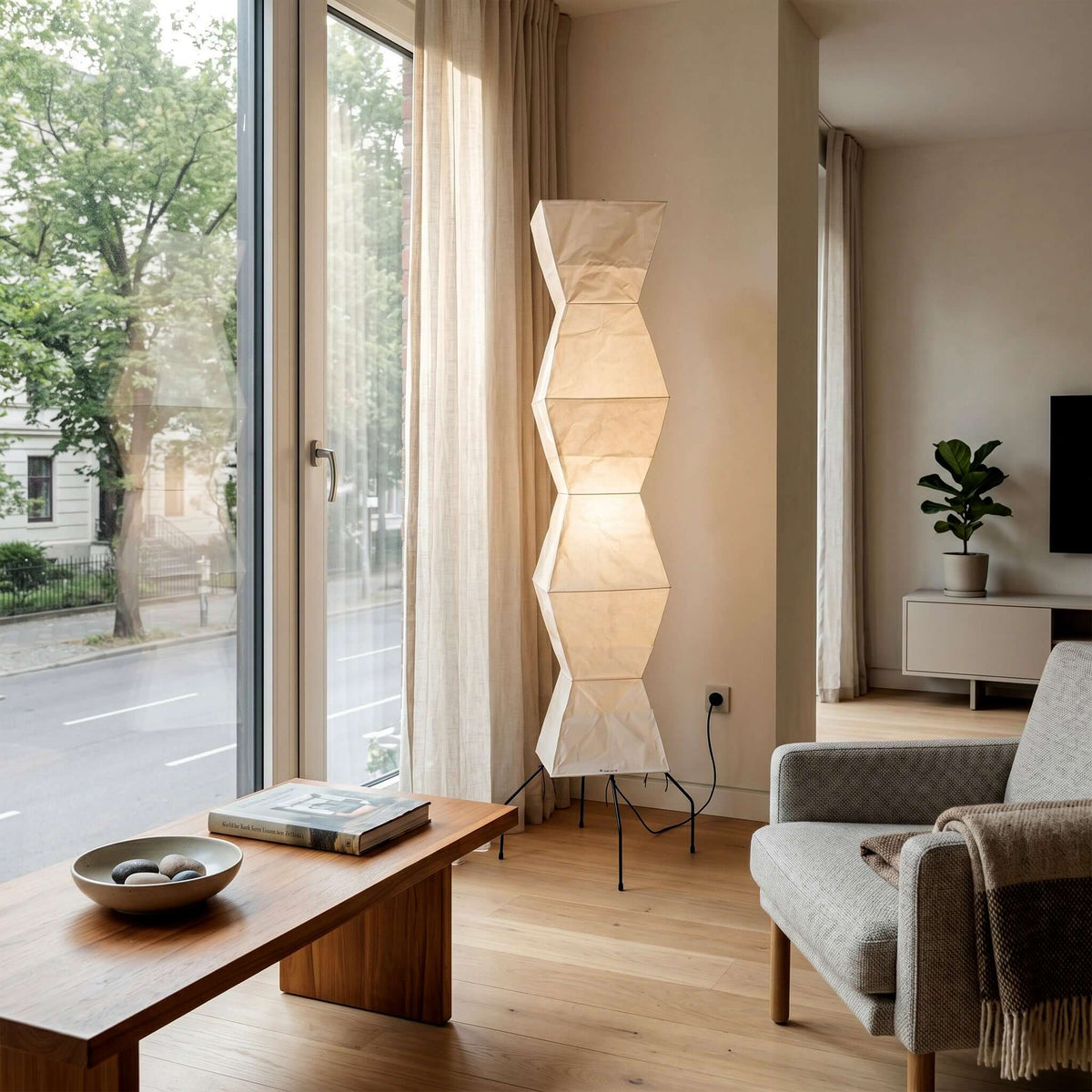 Akari UF4-L9 Floor Lamp