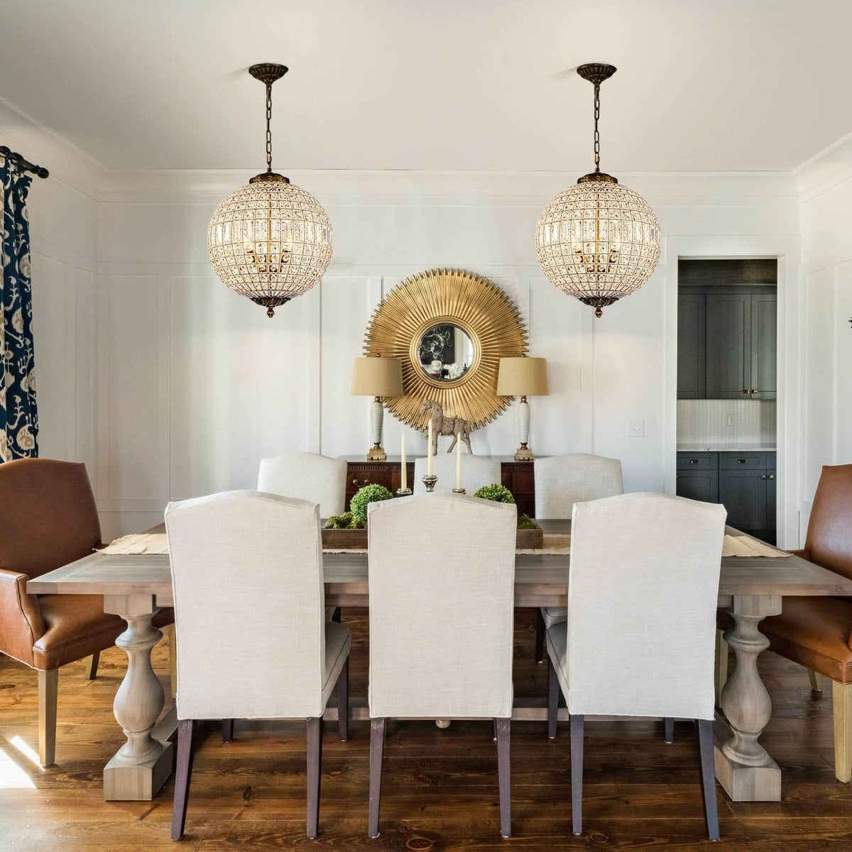 Amora Chandelier
