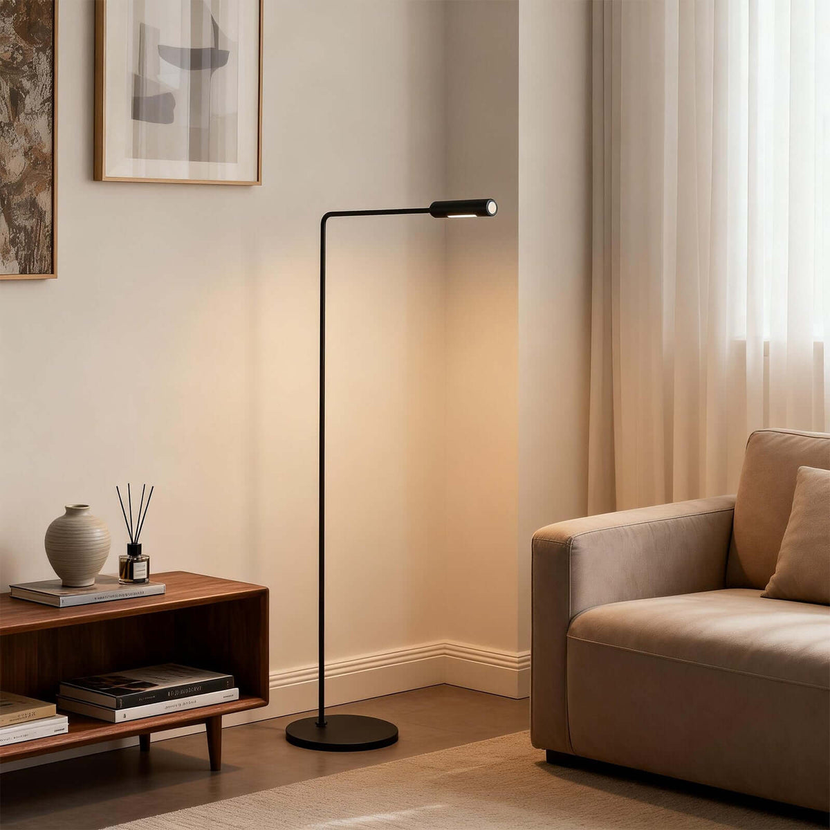 Aqiro Floor Lamp