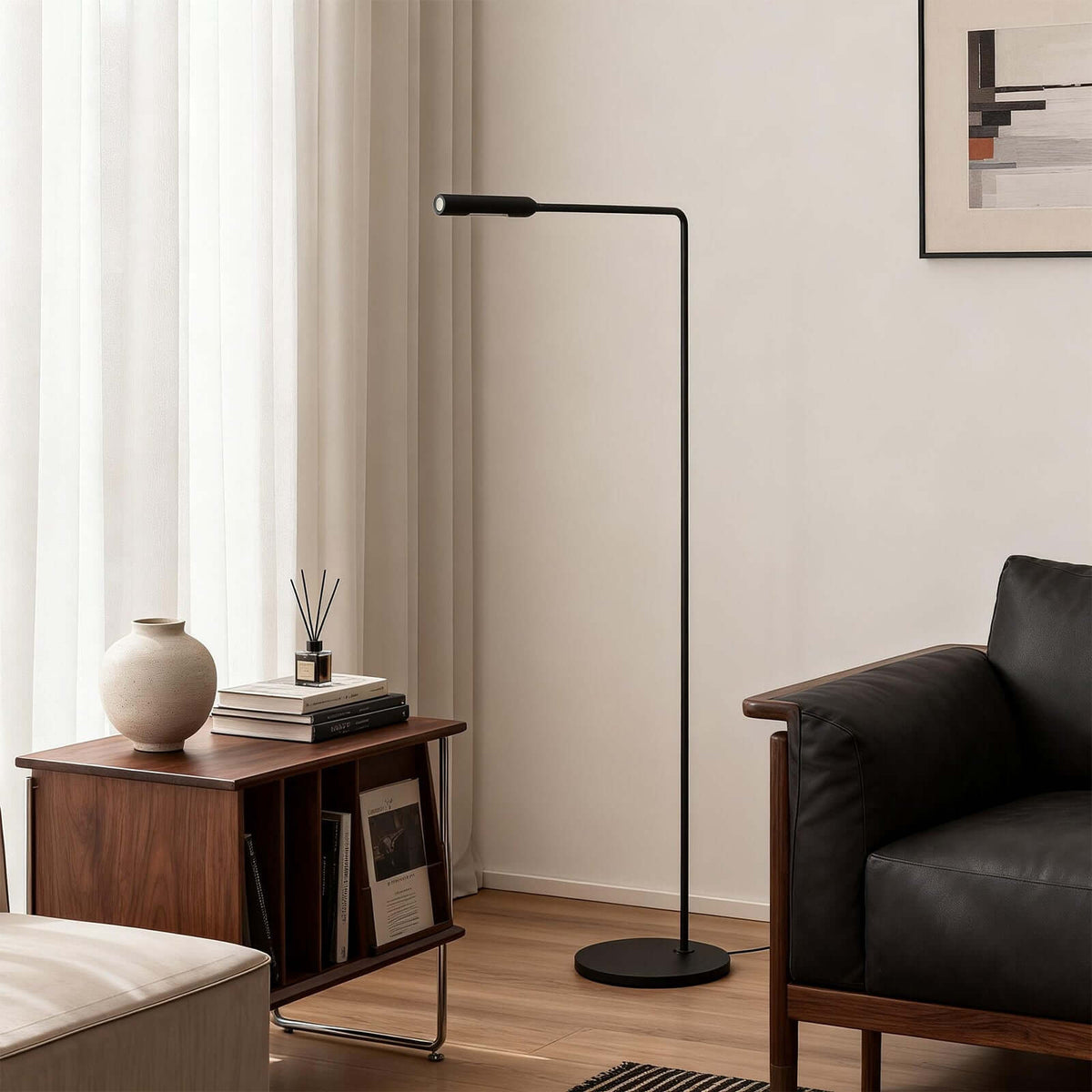 Aqiro Floor Lamp