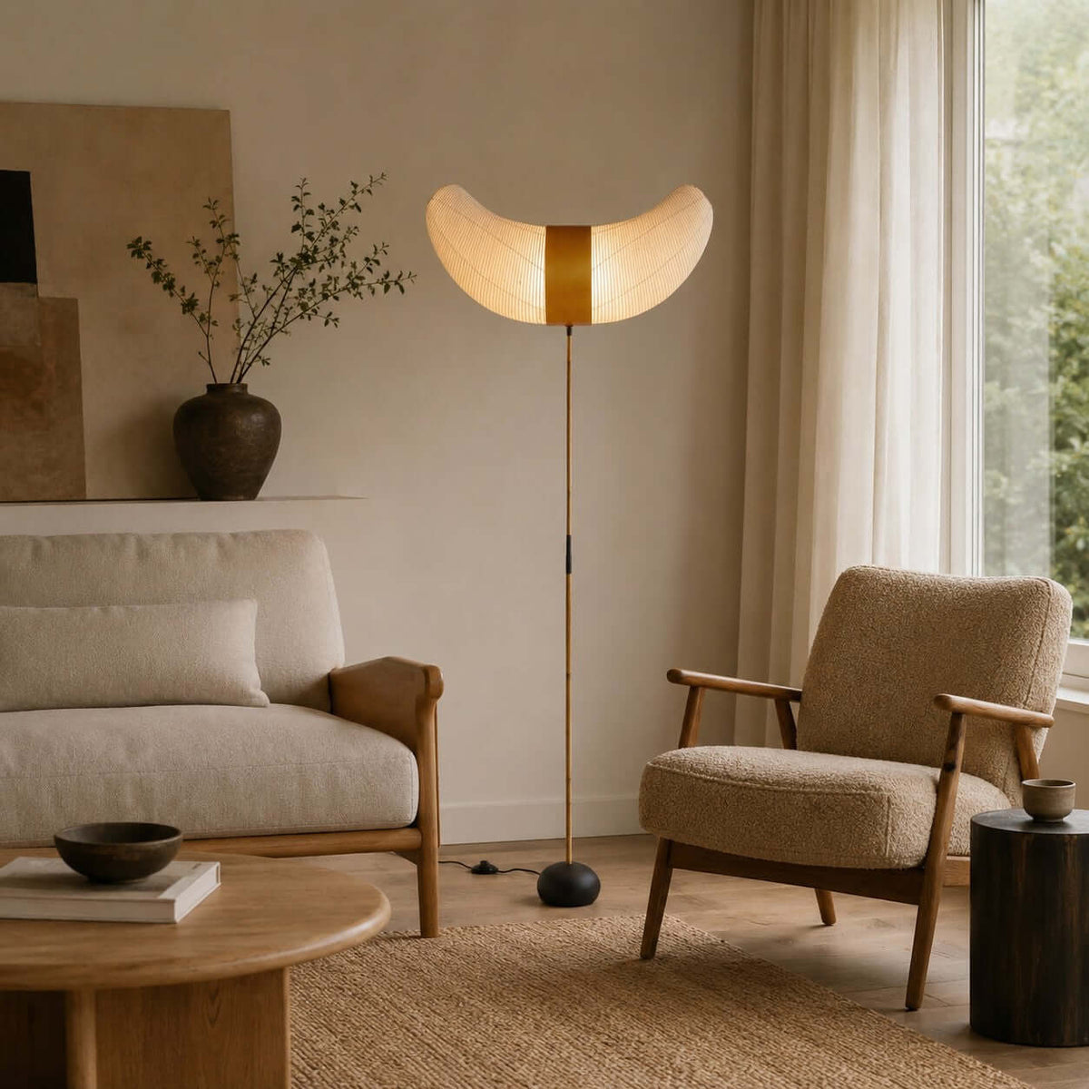 Aruvia Floor Lamp