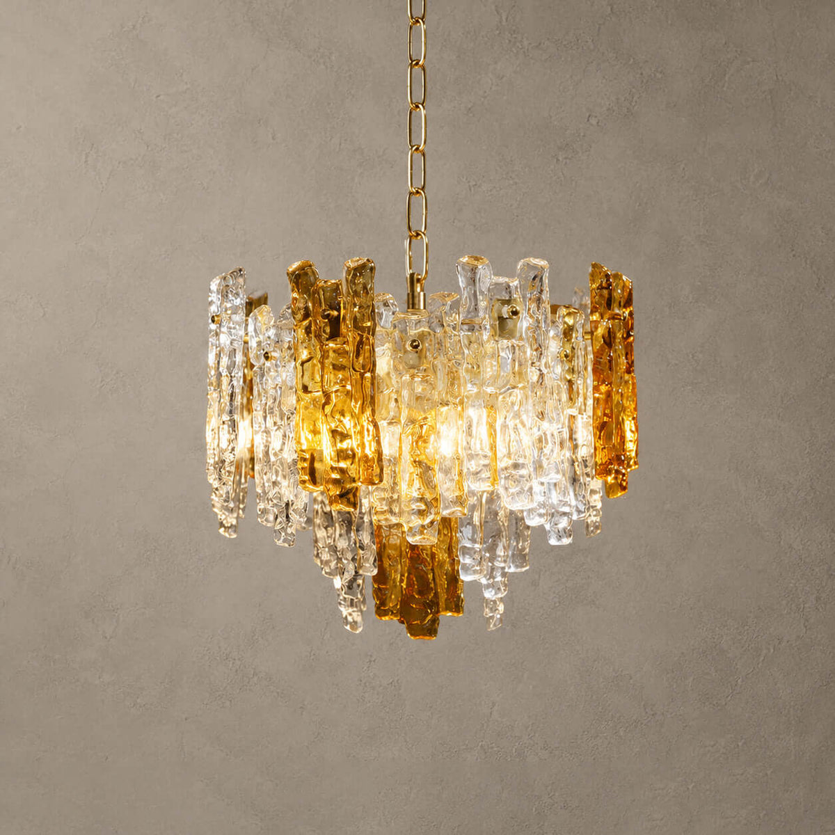 Aurevia Chandelier