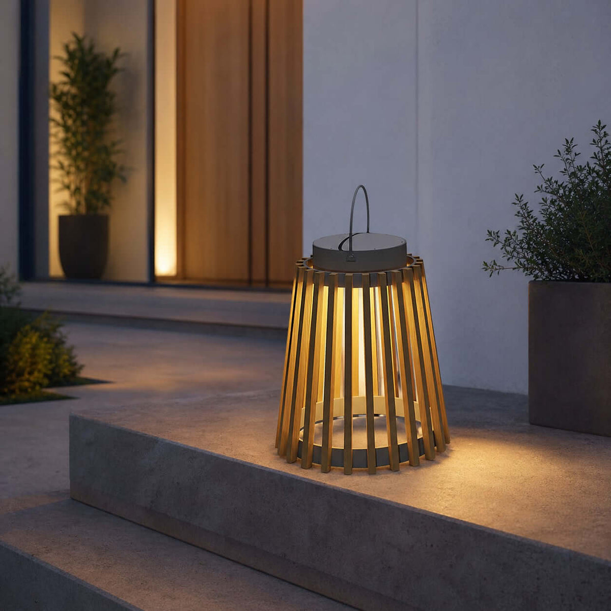 Avyron Solar Outdoor Lamp