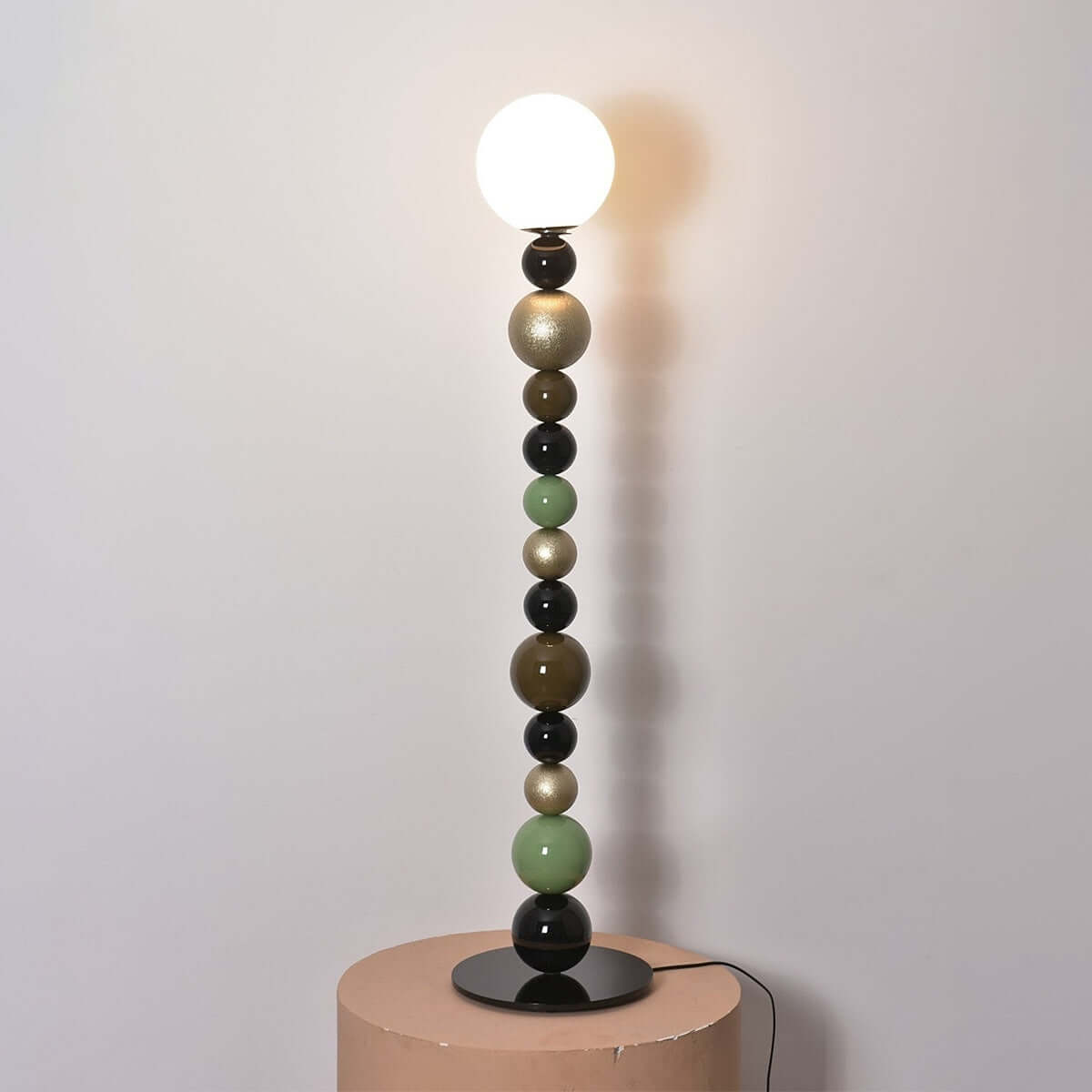 Ball String Floor lamp