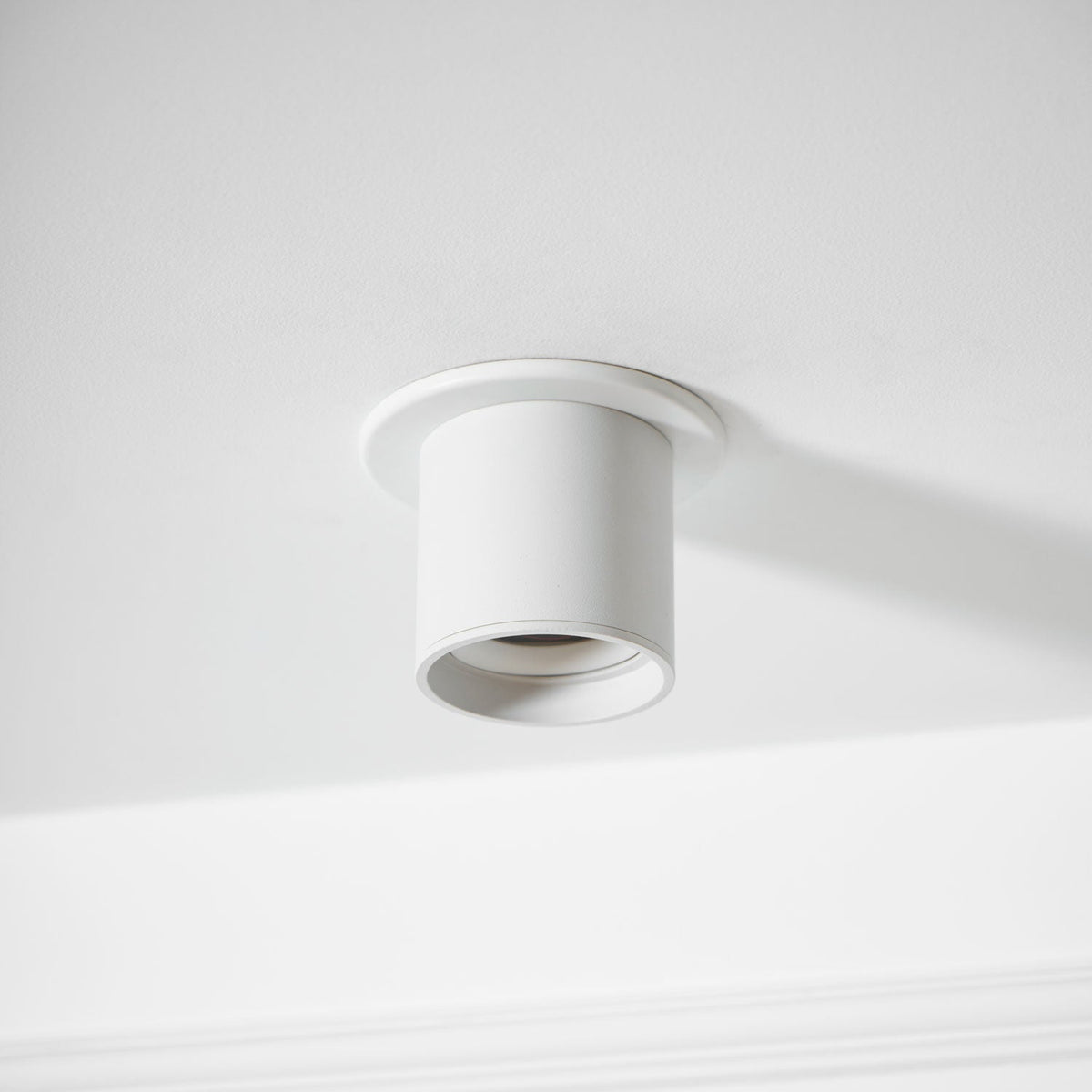 Modupoint Ceiling Light