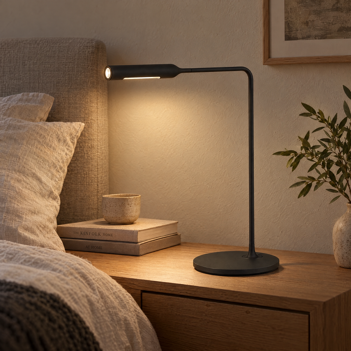 Aqiro Table Lamp | lifestyle
