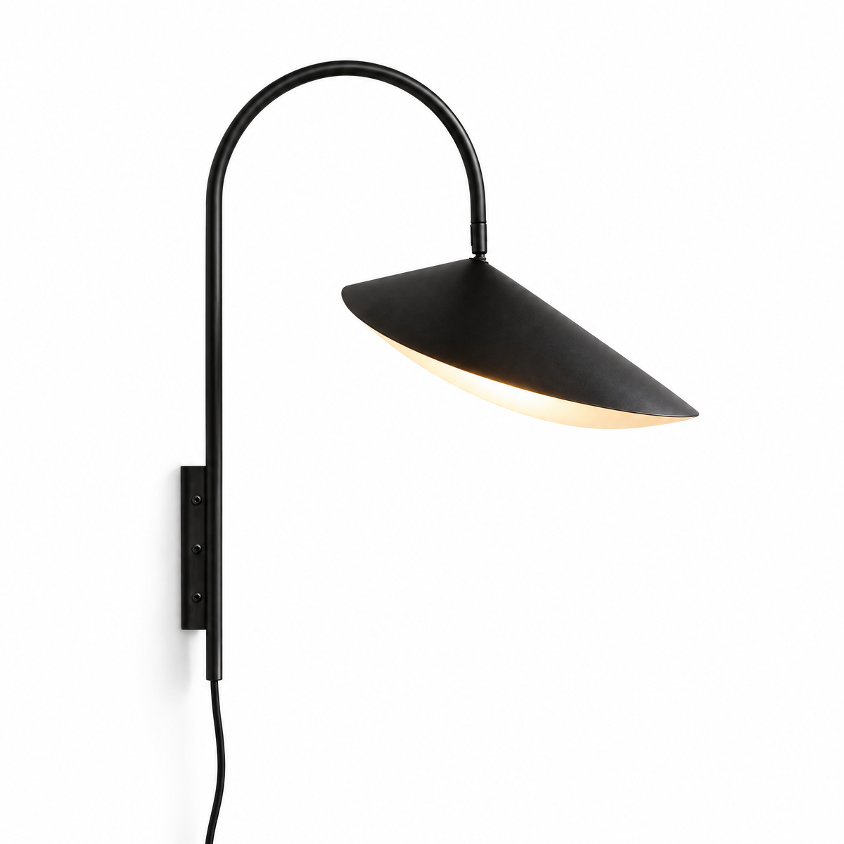 Arum Plug-In Wall Sconce | g0