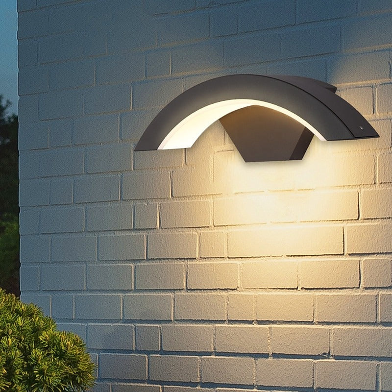 Curved Outdoor Wall Light