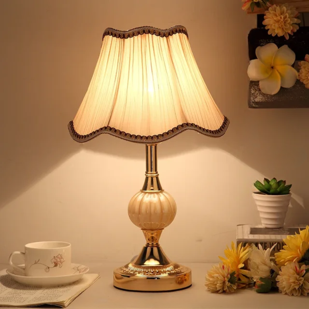 Quixy Scandinavian Table Lamp