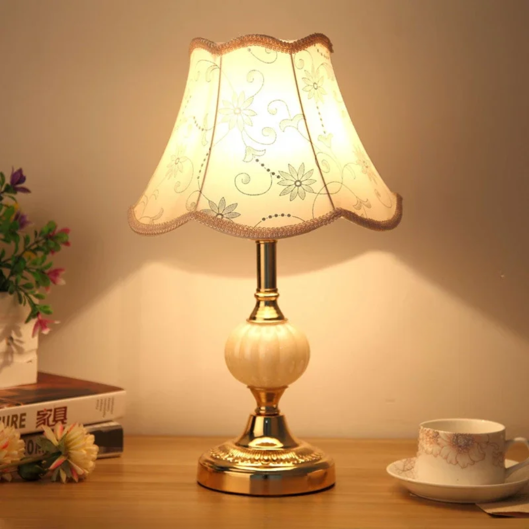 Quixy Scandinavian Table Lamp
