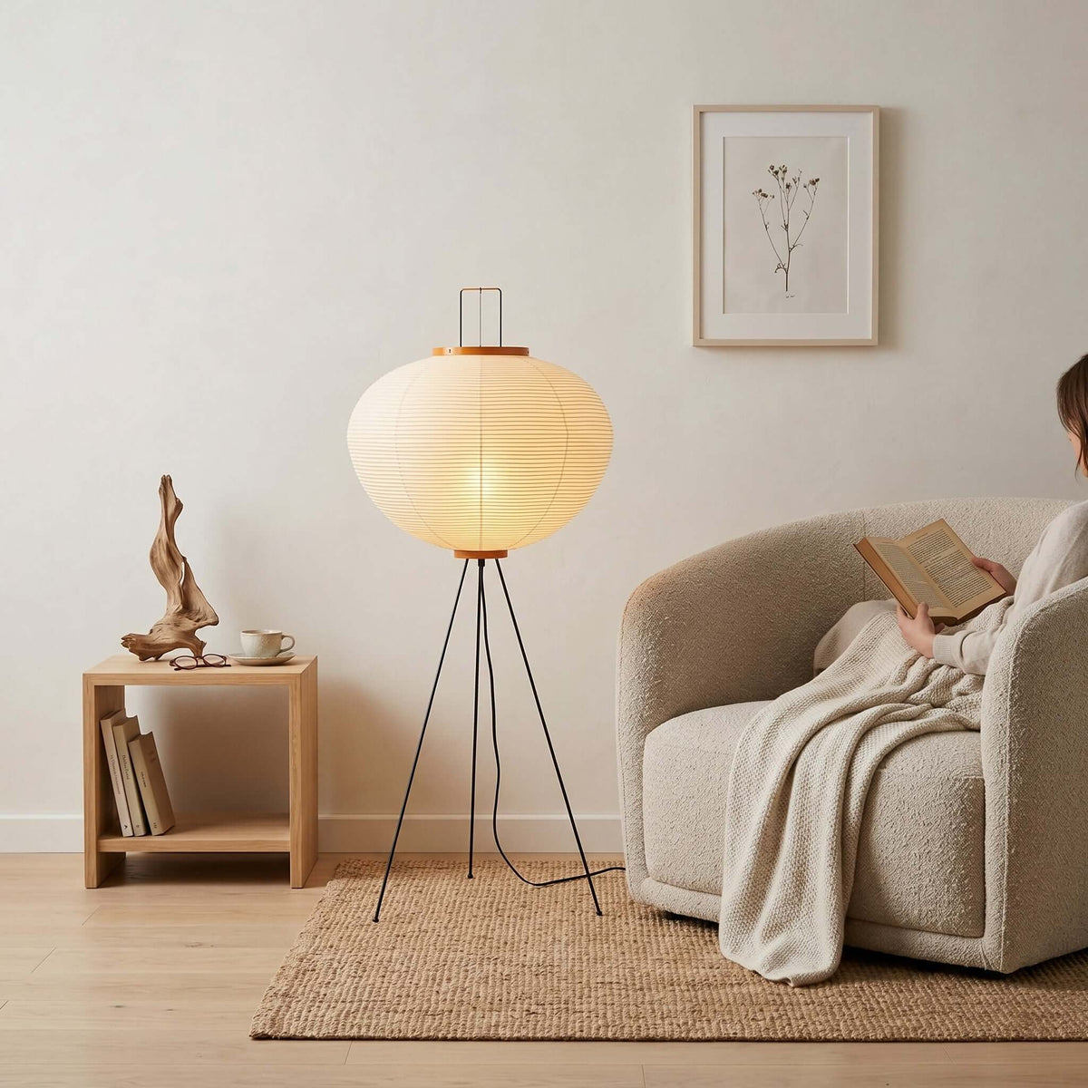 Akari 10A Floor Lamp