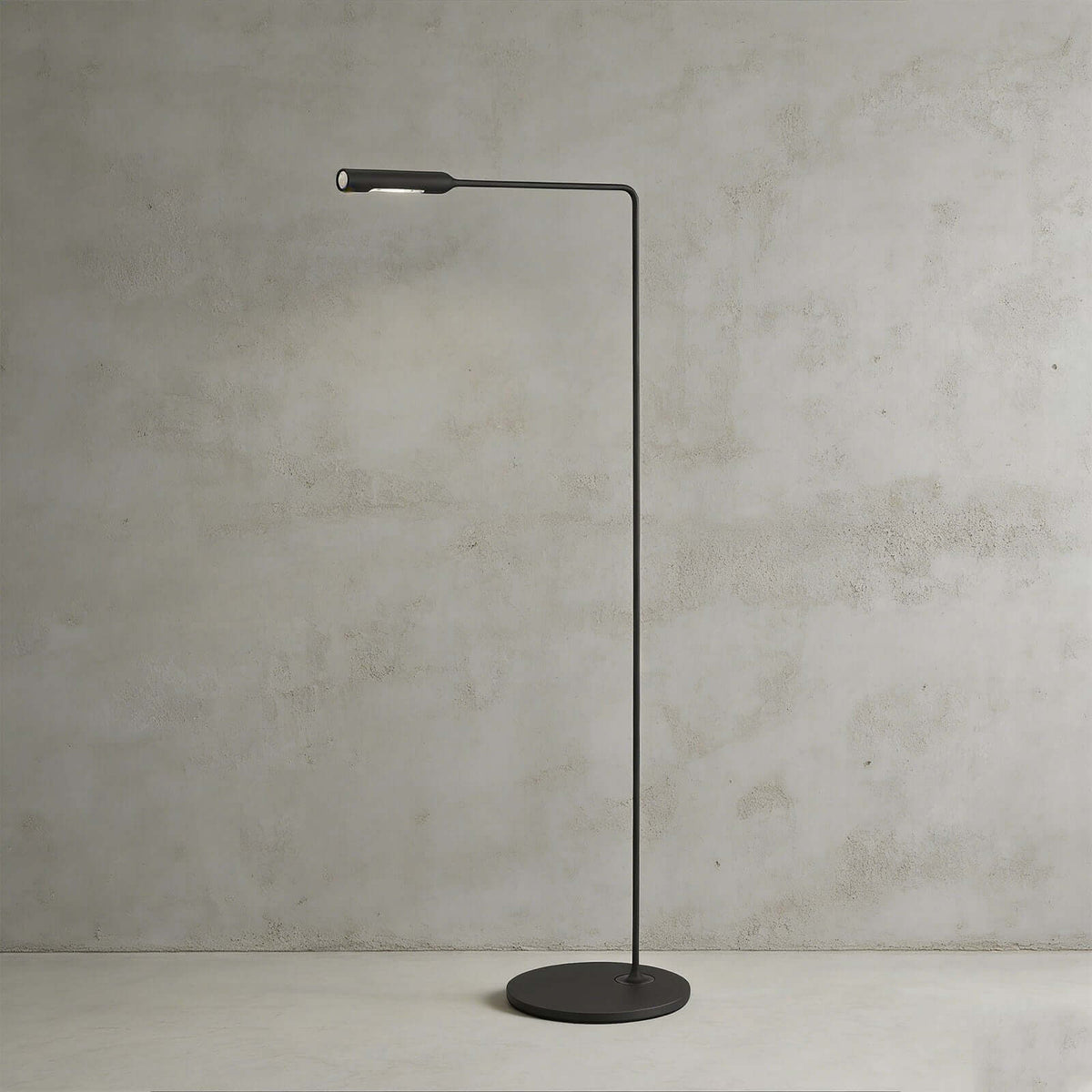 Aqiro Floor Lamp