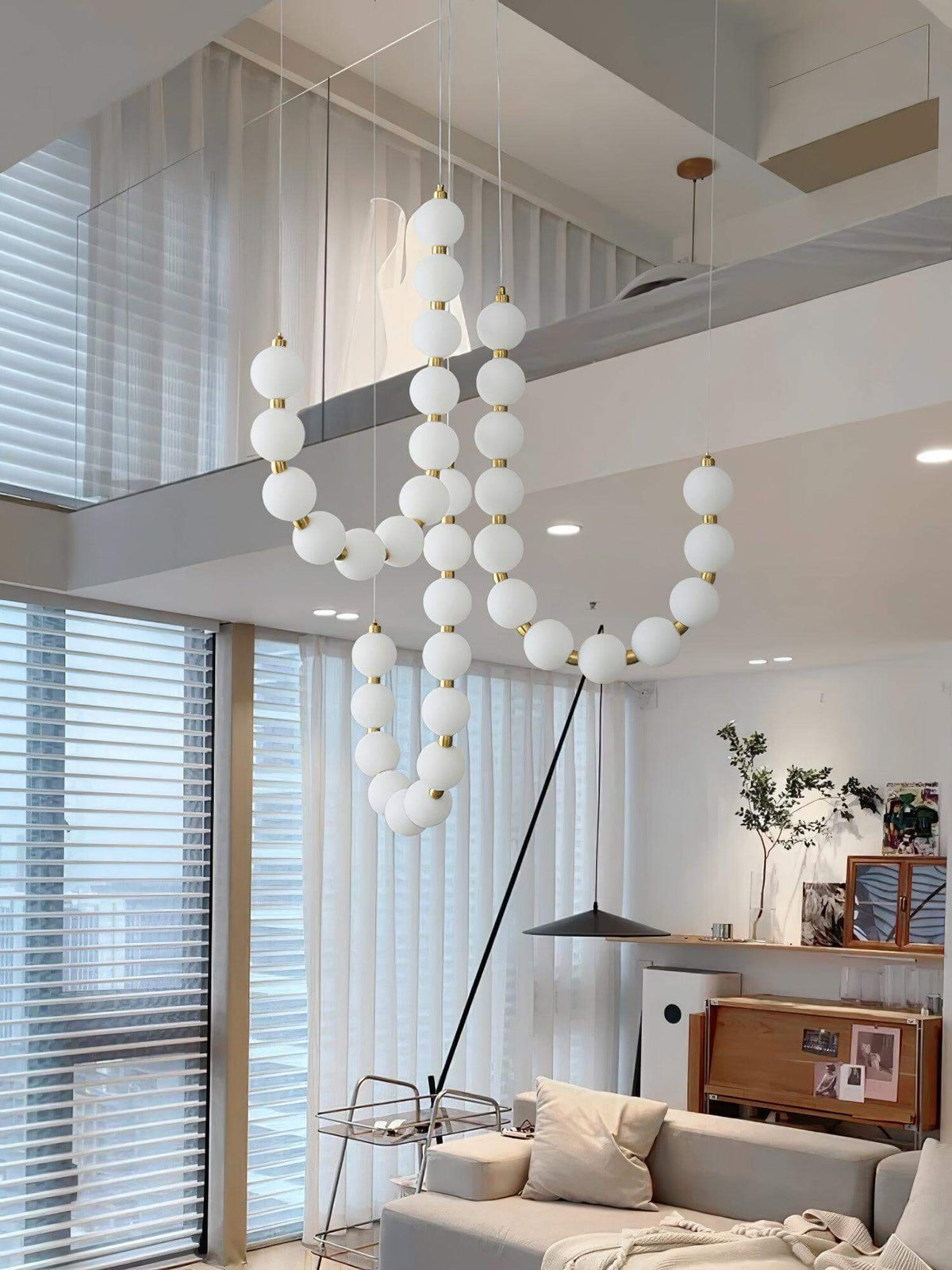 Art Pearl Necklace Chandelier