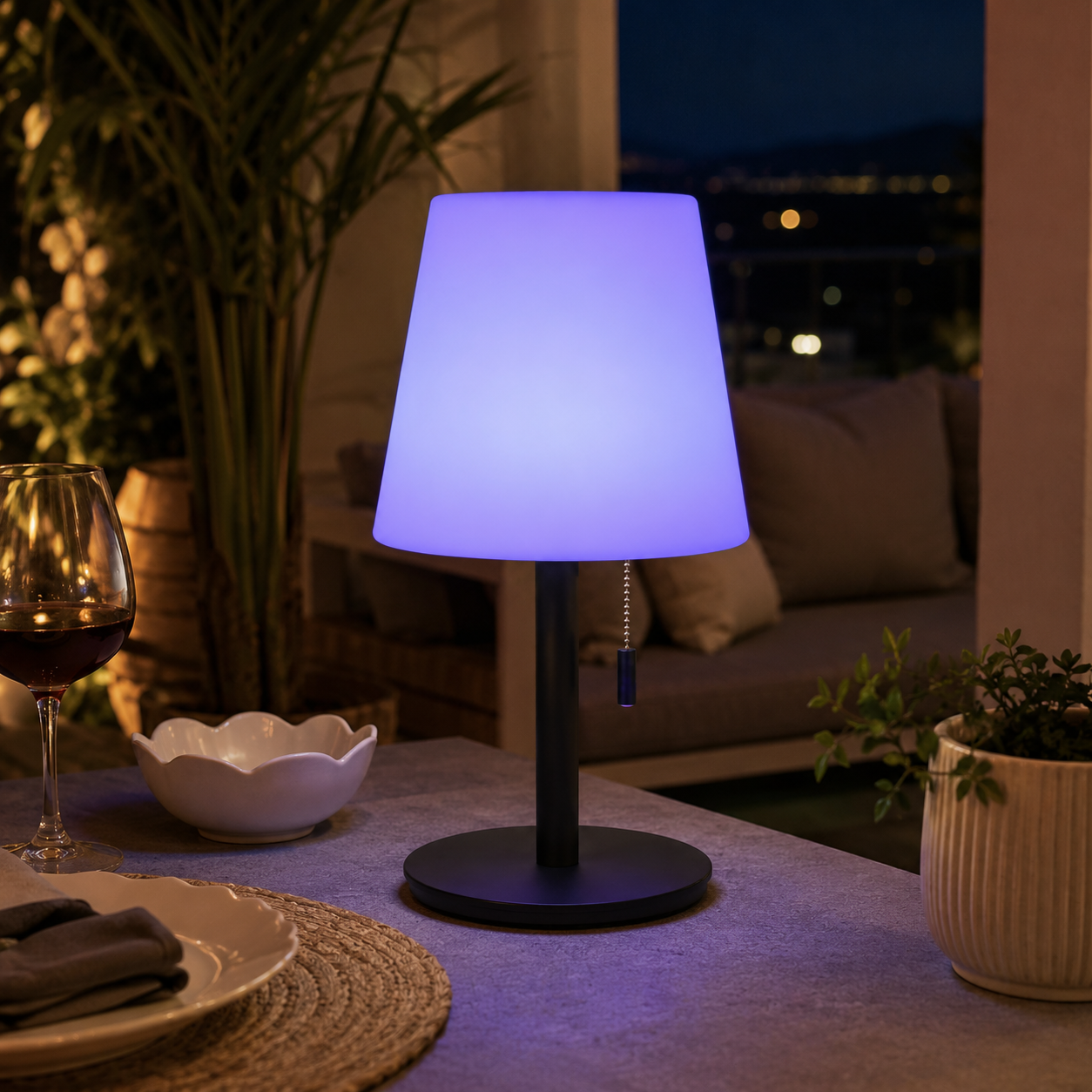 Luma Color-Changing Cordless Table Lamp