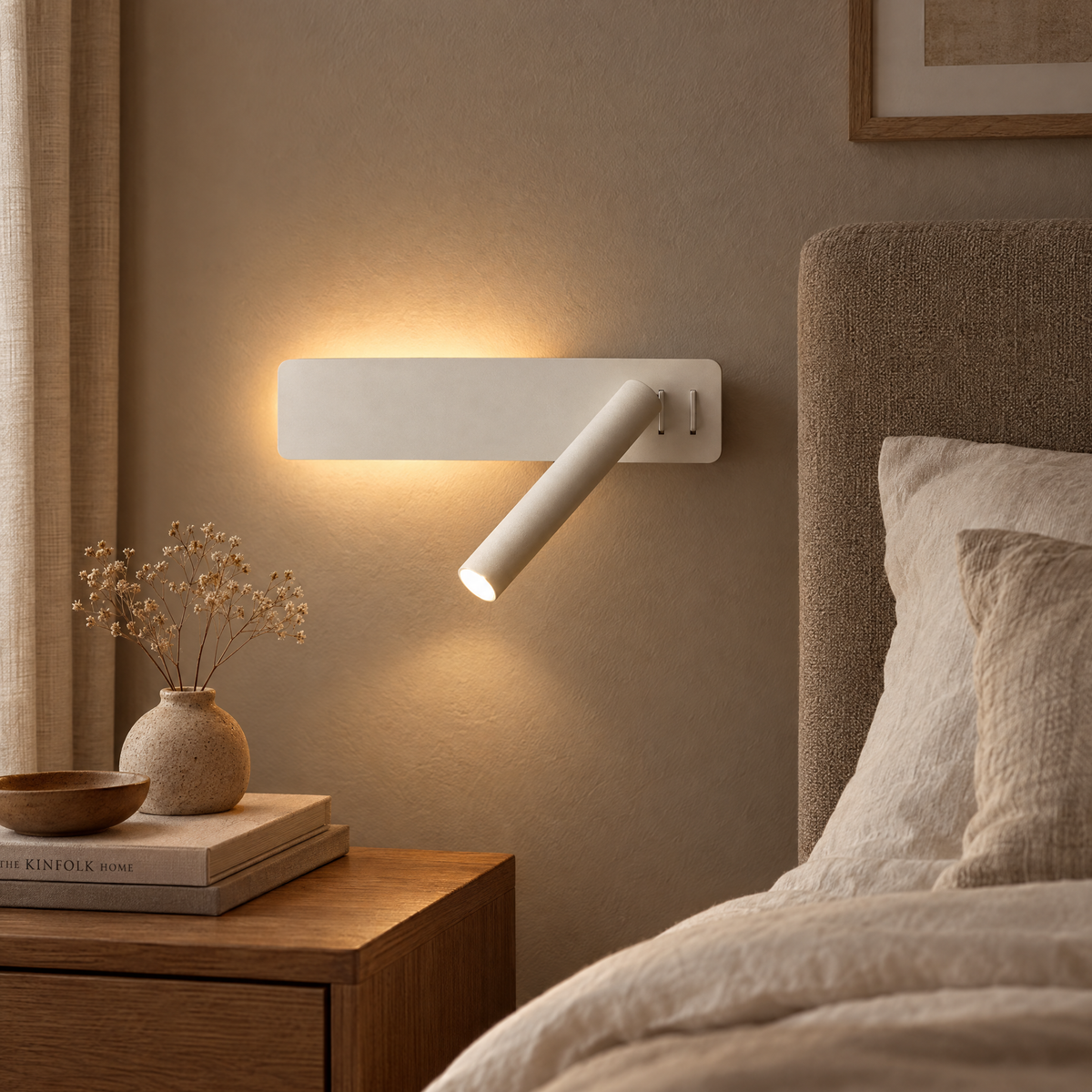 Rotatable LED Reading Lamp for Flexible Bed Lighting | lifestyle