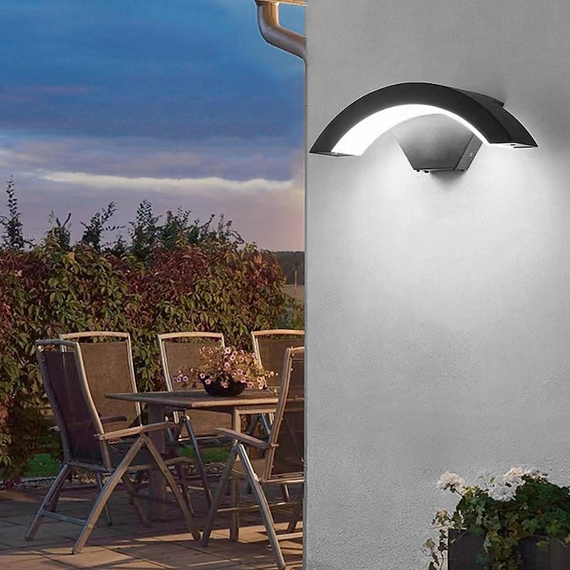 Curved Outdoor Wall Light