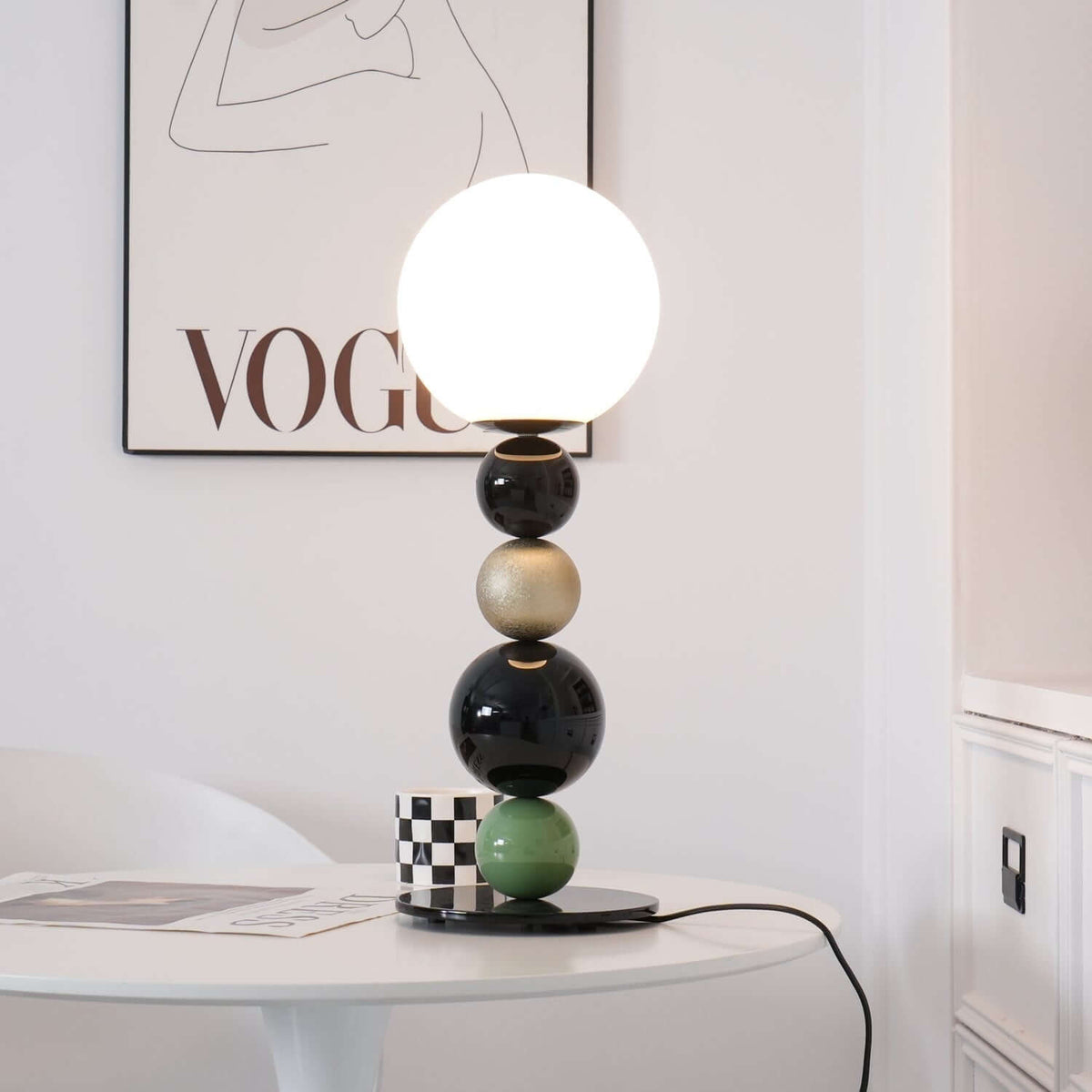 Ball String Table Lamp